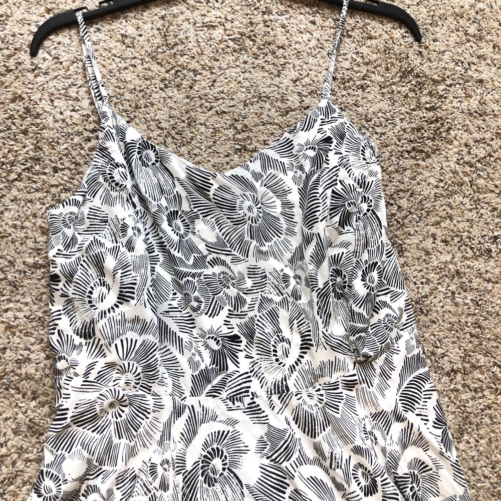 Dress - Picture 2 of 5